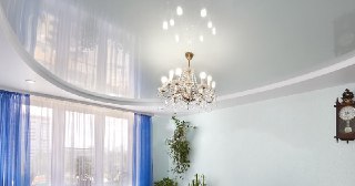 Глянцевый потолок Мегион, цена от 4448 руб.